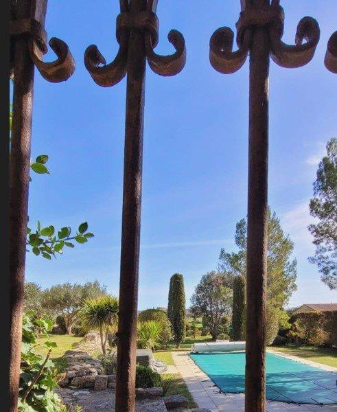 Villa - 196 m² - 7 pièces