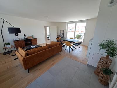 Appartement - 85 m² - 4 pièces