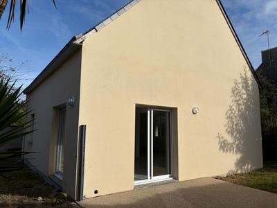 Maison - 101 m² - 5 pièces