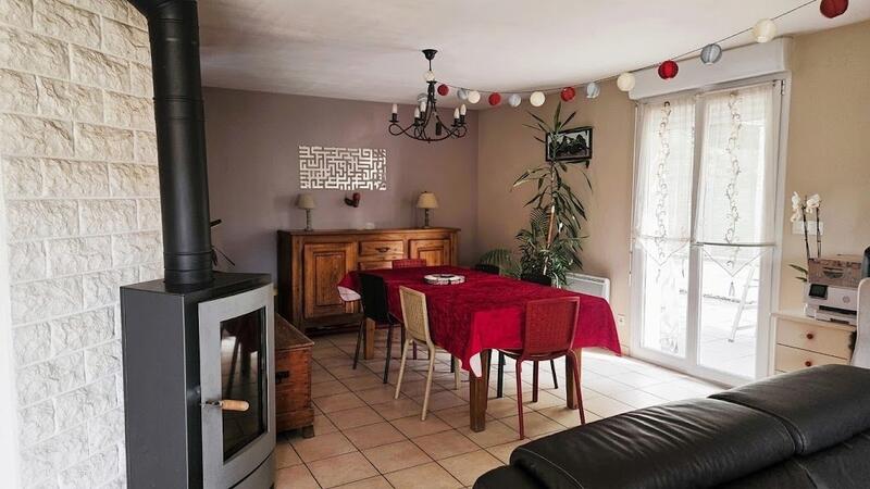 Maison - 90 m² - 5 pièces