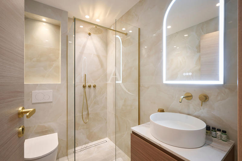 Appartement - 101 m² - 4 pièces