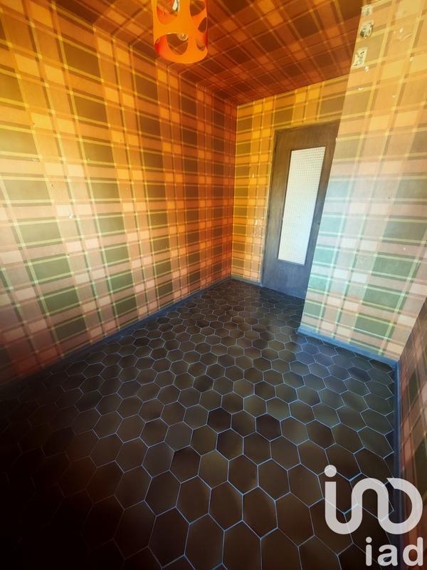 Maison - 186 m² - 9 pièces