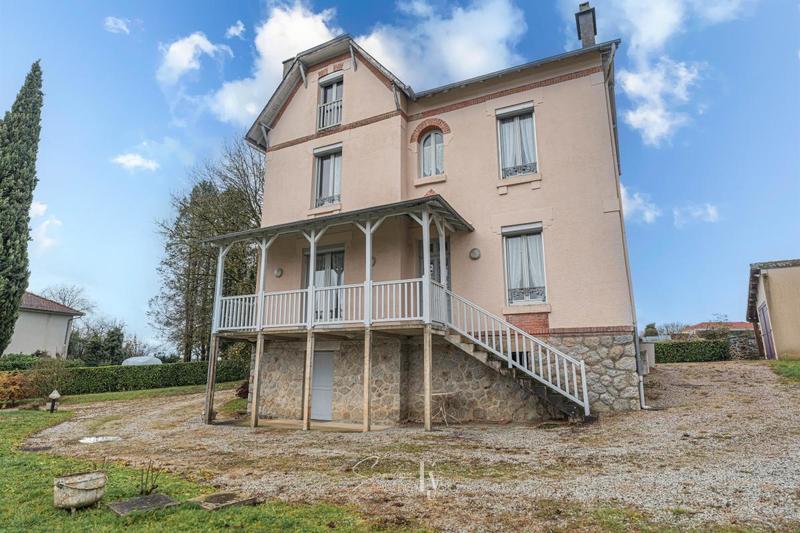 Villa - 145 m² - 5 pièces