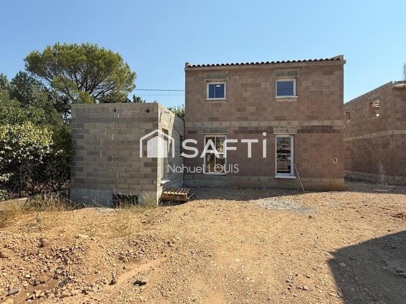 Maison - 95 m² - 4 pièces