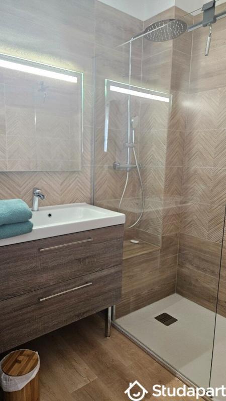 Chambre - 14 m² - 1 pièce