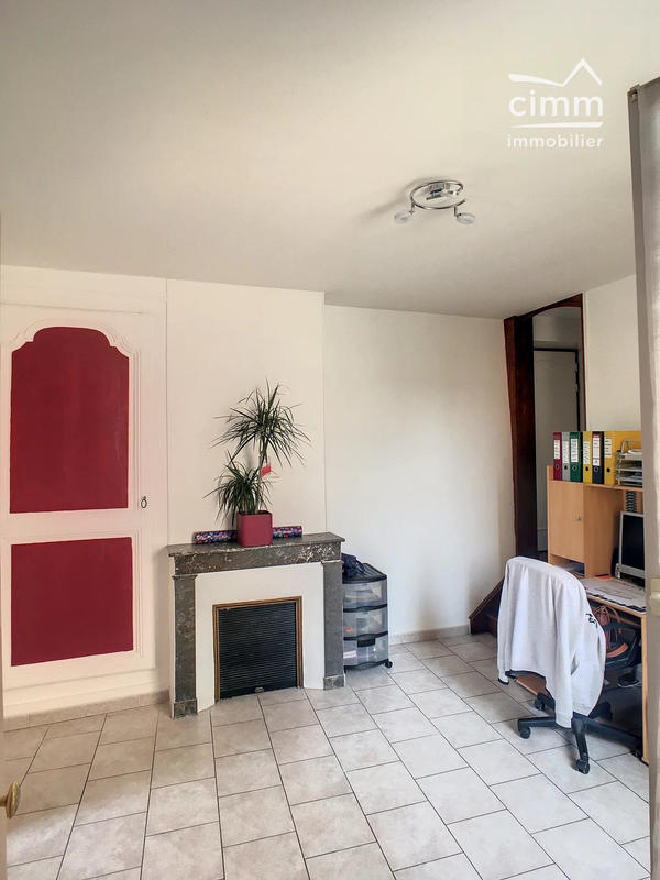 Fonds de commerce - Magasins - 93 m²