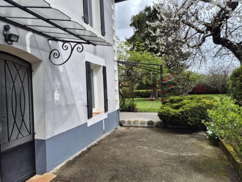 Maison d'architecte - 106 m² - 5 pièces