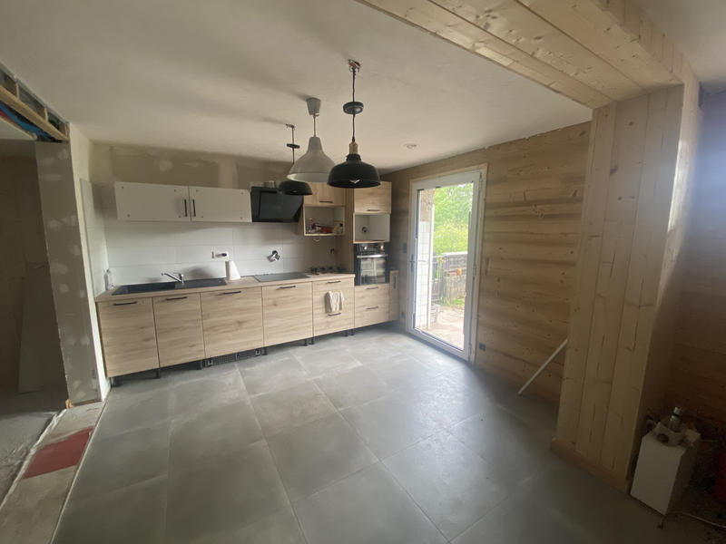 Propriété - 210 m² - 11 pièces