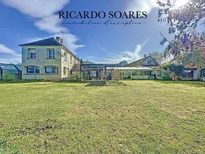 Demeure - 500 m² - 10 pièces