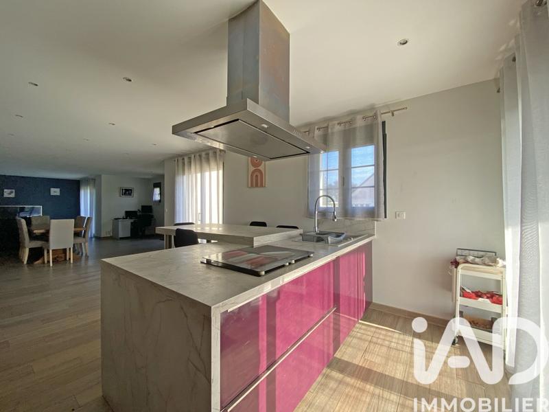 Maison - 185 m² - 7 pièces