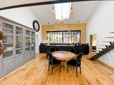 Villa - 180 m² - 5 pièces