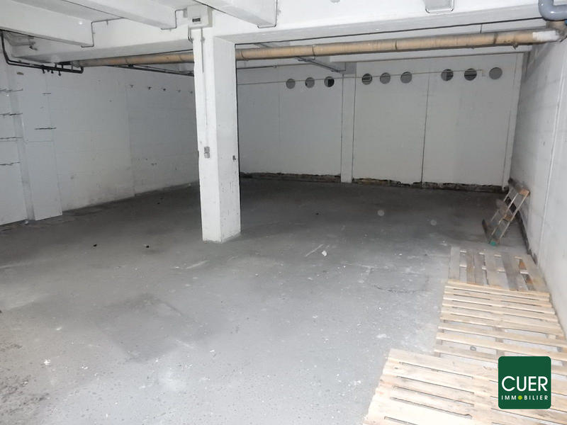 Local commercial - 118 m² - 2 pièces