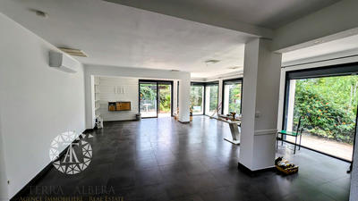 Villa - 170 m² - 4 pièces