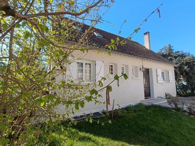 Maison - 122 m² - 5 pièces