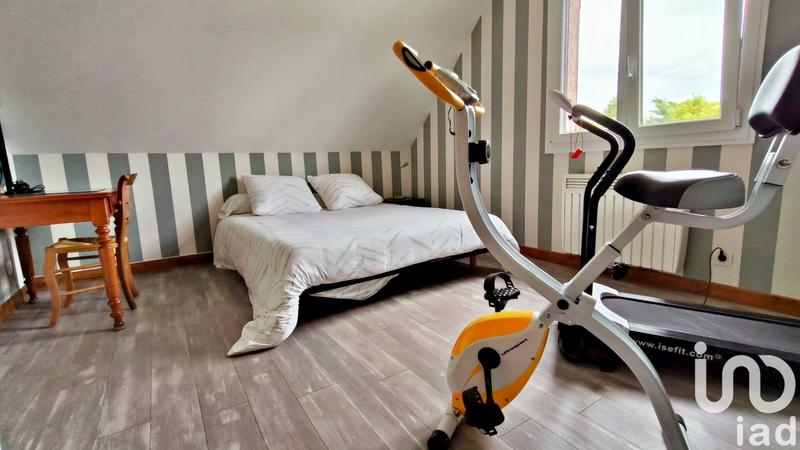 Maison - 220 m² - 8 pièces