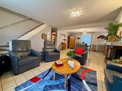 Maison - 127 m² - 7 pièces