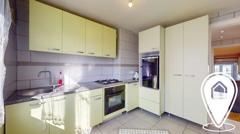 Maison - 81 m² - 5 pièces