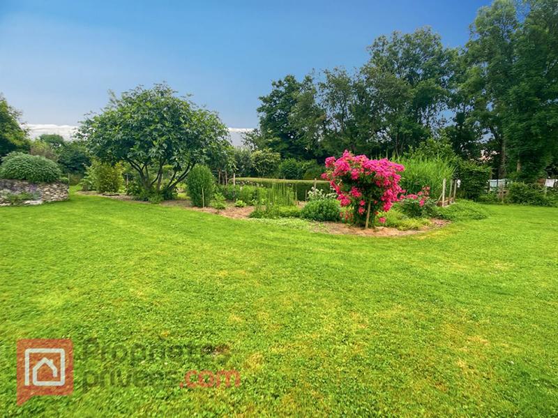 Maison - 204 m² - 7 pièces