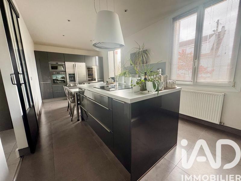 Maison - 150 m² - 6 pièces