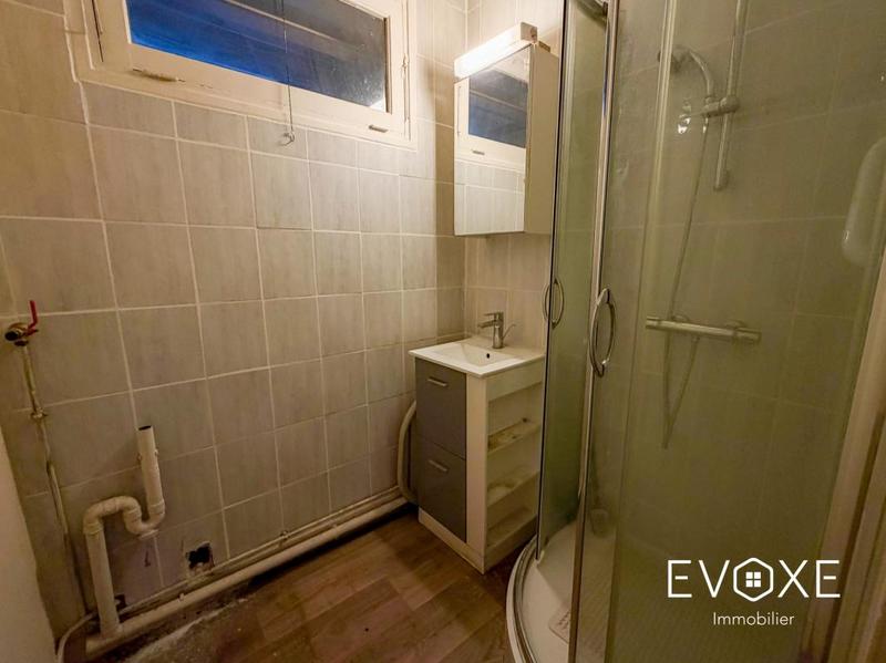 Appartement - 75 m² - 5 pièces