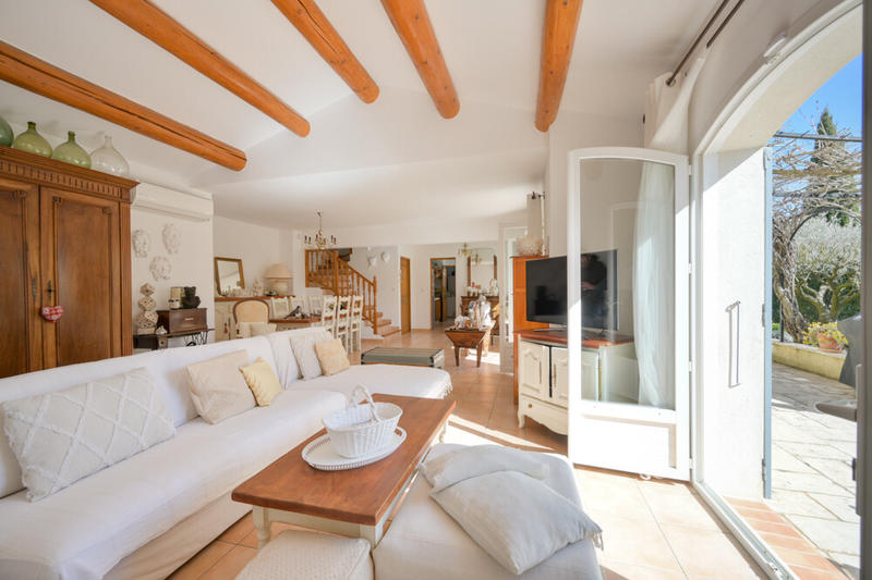 Villa - 177 m² - 5 pièces