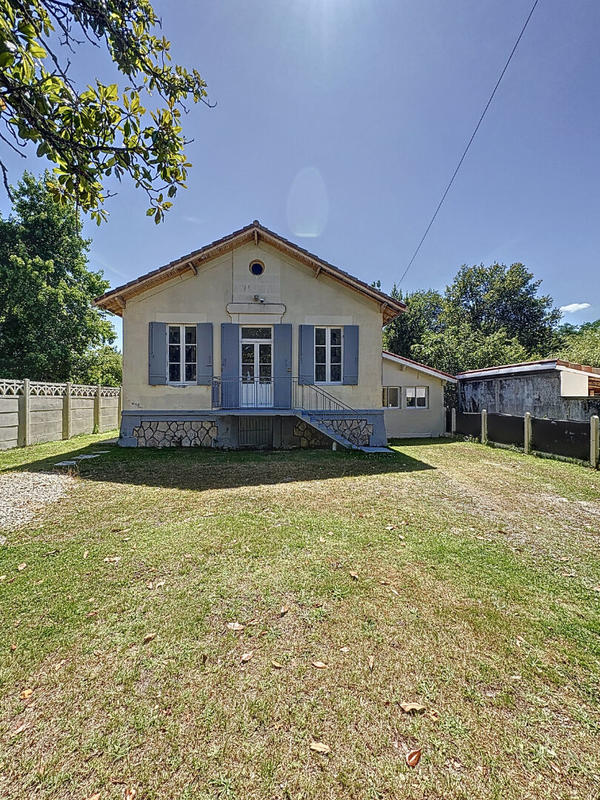 Maison - 85 m² - 3 pièces