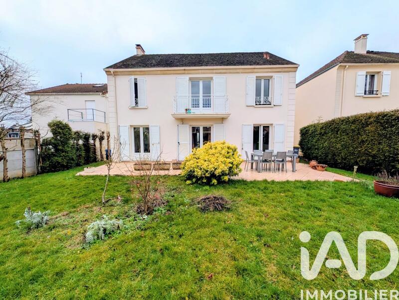 Maison - 144 m² - 7 pièces