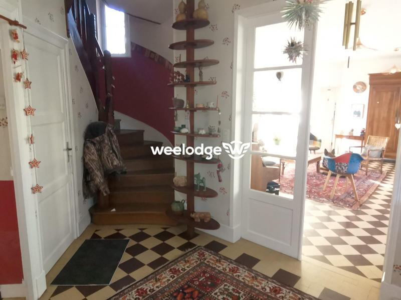 Maison - 170 m² - 6 pièces