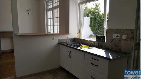 Maison - 122 m² - 8 pièces