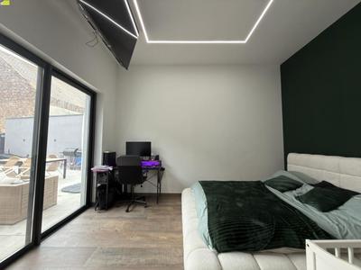 Maison - 165 m² - 4 pièces