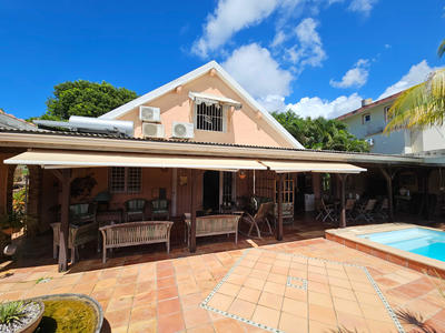 Villa - 154 m² - 5 pièces