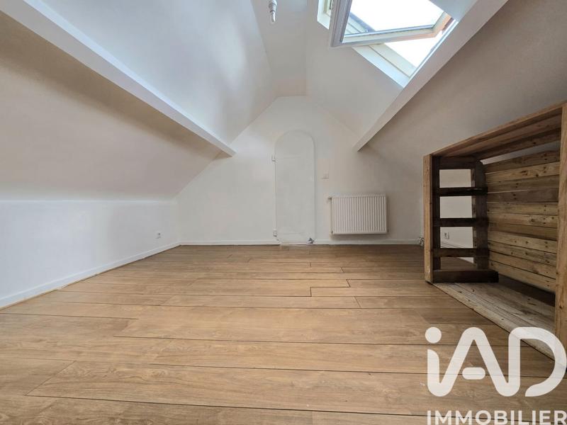 Maison - 90 m² - 3 pièces