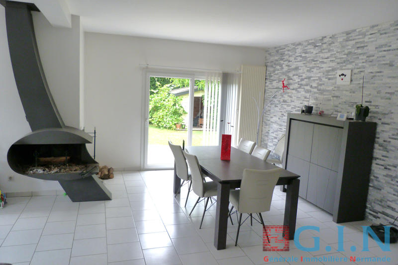 Maison - 132 m² - 8 pièces