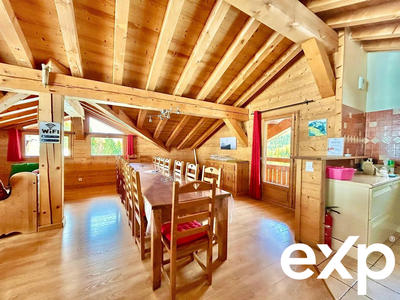 Châlet - 179 m² - 8 pièces