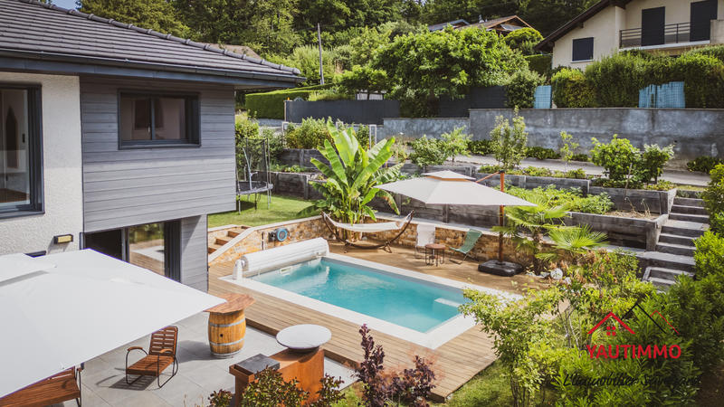 Maison - 190 m² - 6 pièces