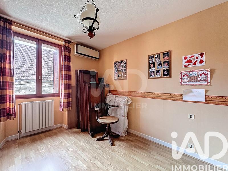 Maison - 200 m² - 7 pièces