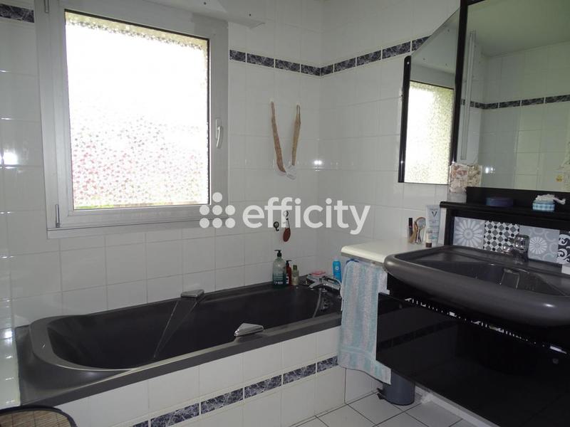 Maison - 132 m² - 6 pièces