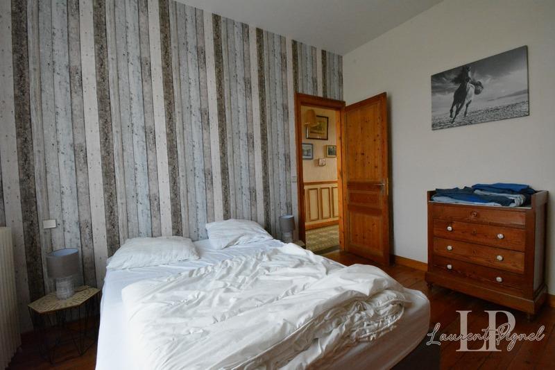 Maison - 188 m² - 7 pièces