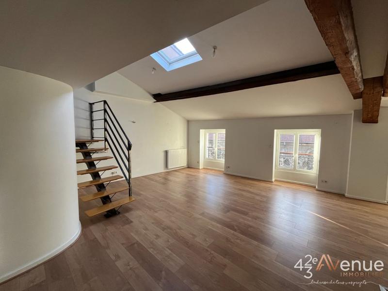 Appartement - 114 m² - 5 pièces