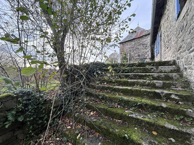 Maison - 84 m² - 5 pièces