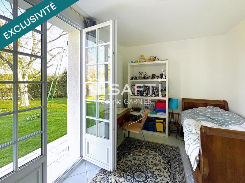 Maison - 212 m² - 7 pièces