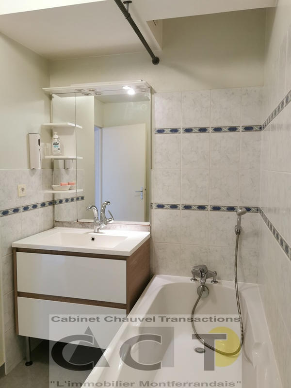 Appartement - 101 m² - 4 pièces