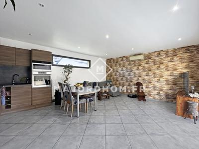 Maison - 125 m² - 4 pièces