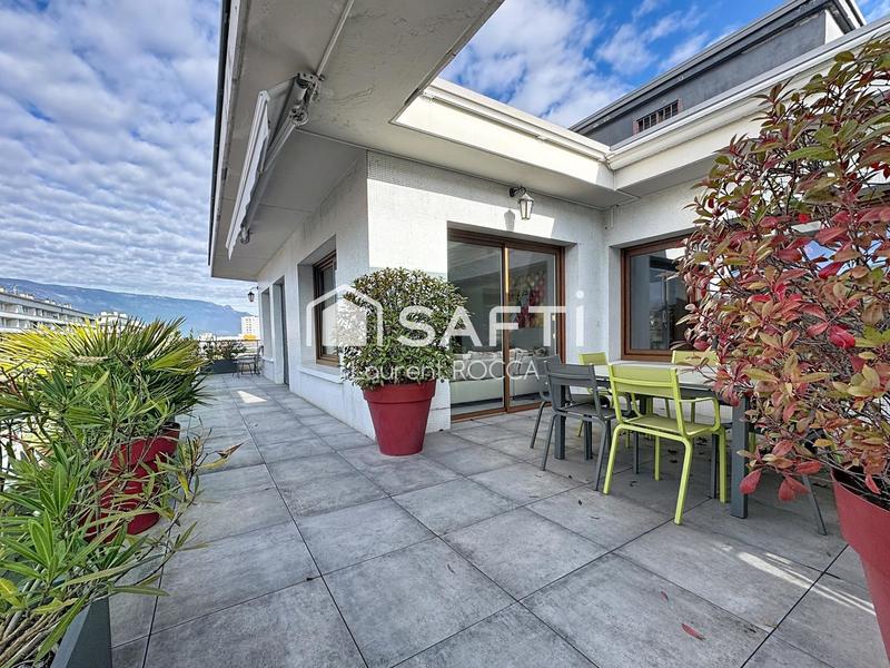 Appartement - 140 m² - 4 pièces