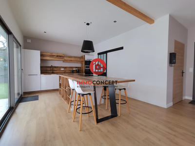 Maison - 128 m² - 4 pièces