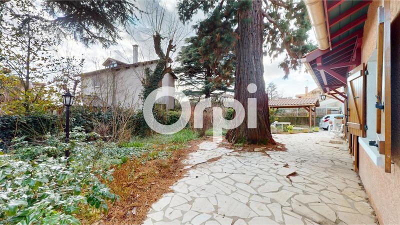 Maison - 168 m² - 7 pièces