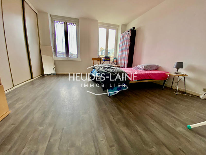 Appartement - 99 m² - 4 pièces
