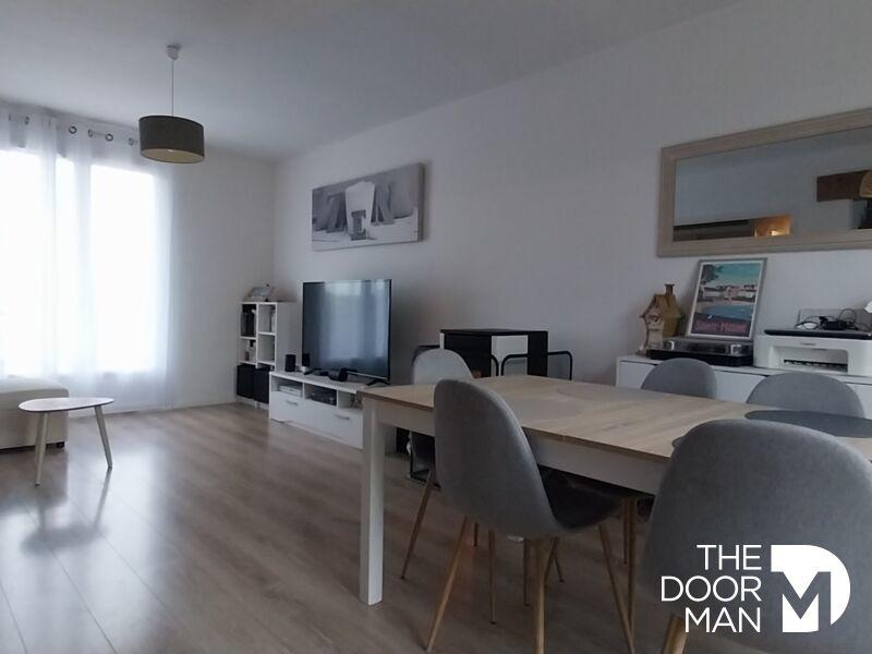 Maison - 92 m² - 5 pièces