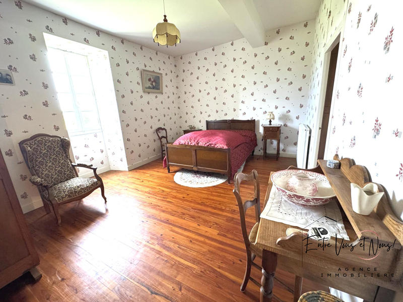 Maison - 165 m² - 6 pièces