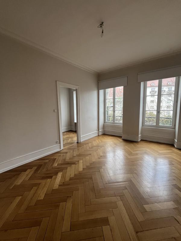 Appartement - 173 m² - 6 pièces